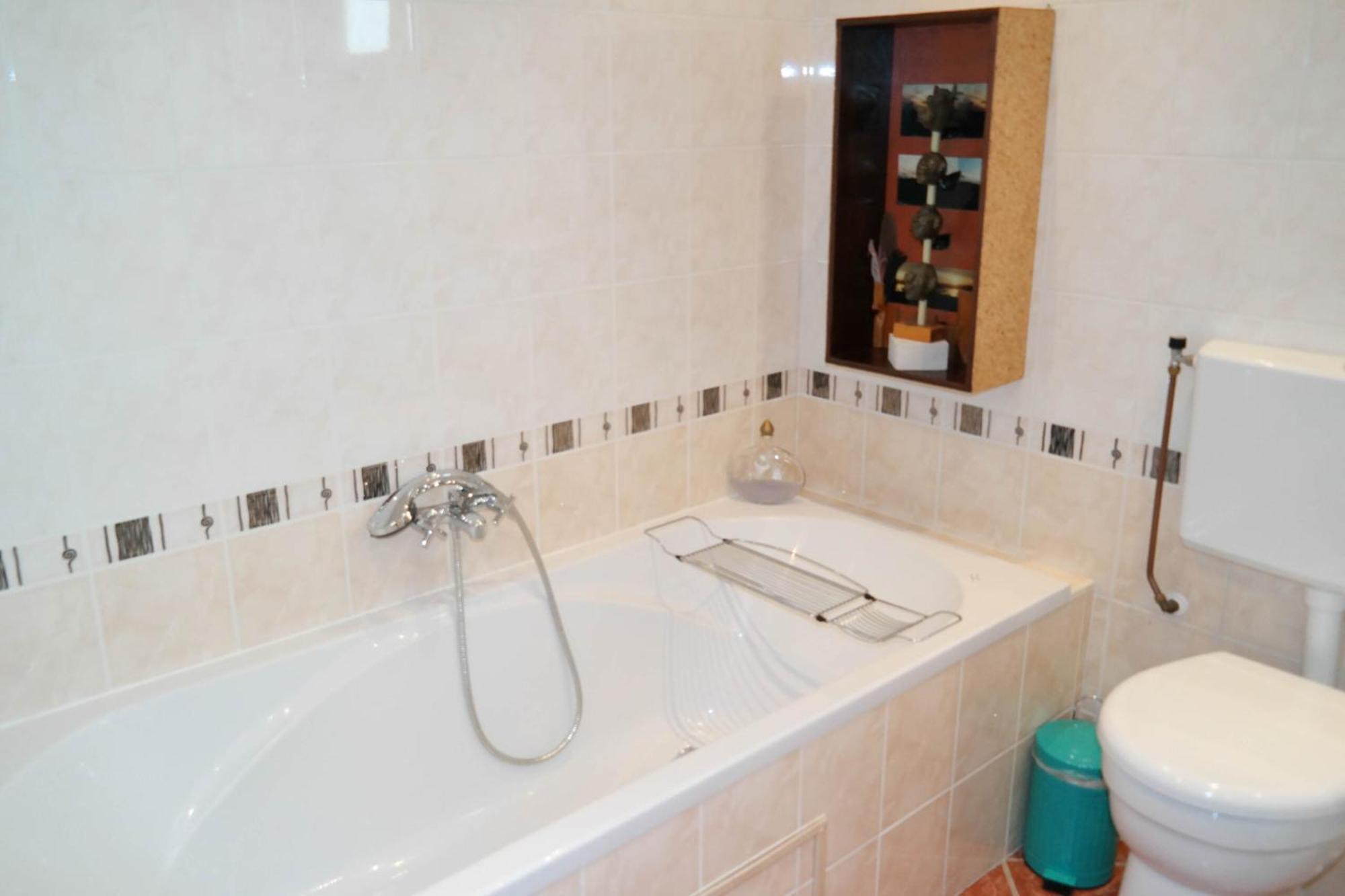 Bijzonder Chalet An Der Marina Met Sauna أنيوم المظهر الخارجي الصورة